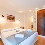 Plan Gorret Beautiful Flat In Διαμέρισμα Κουρμαγιέρ