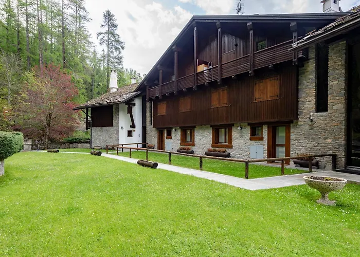 Plan Gorret Beautiful Flat In Κουρμαγιέρ