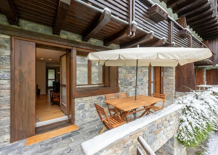 Plan Gorret Beautiful Flat In Διαμέρισμα Κουρμαγιέρ